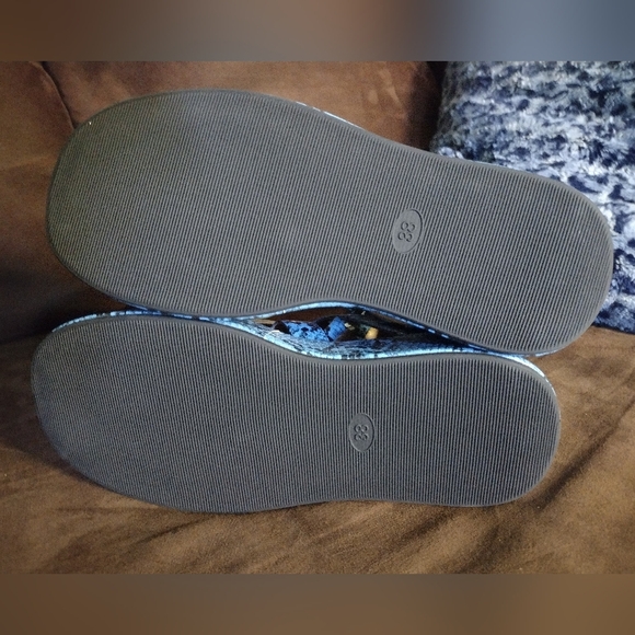 Blue Snakeskin Lace-Up Wedge Sandals - Picture 5 of 11